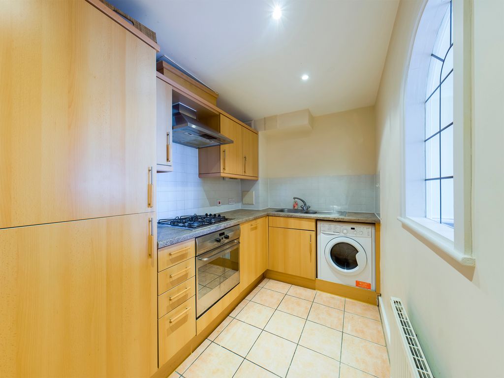 Property photo 3 of 9