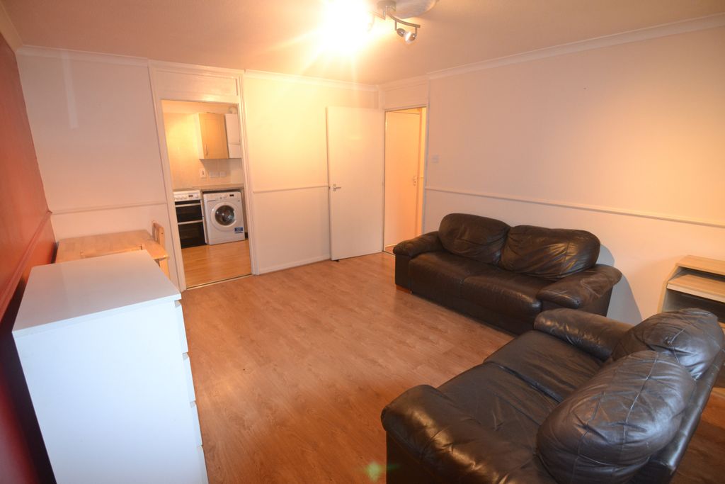Property photo 2 of 5 Gallery