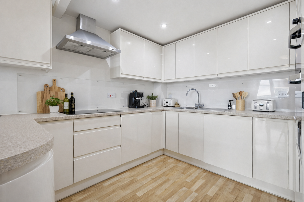 Property photo 3 of 12 Photo 3