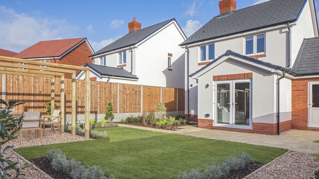 Property photo 2 of 13 Langmead Place