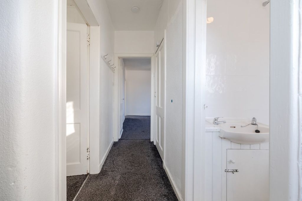 Additional image 16 of 2 bed flat for saleCarlops Avenue, Penicuik EH26