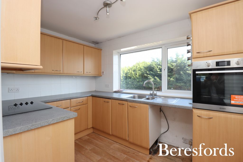 Property photo 2 of 9 Picture No. 19