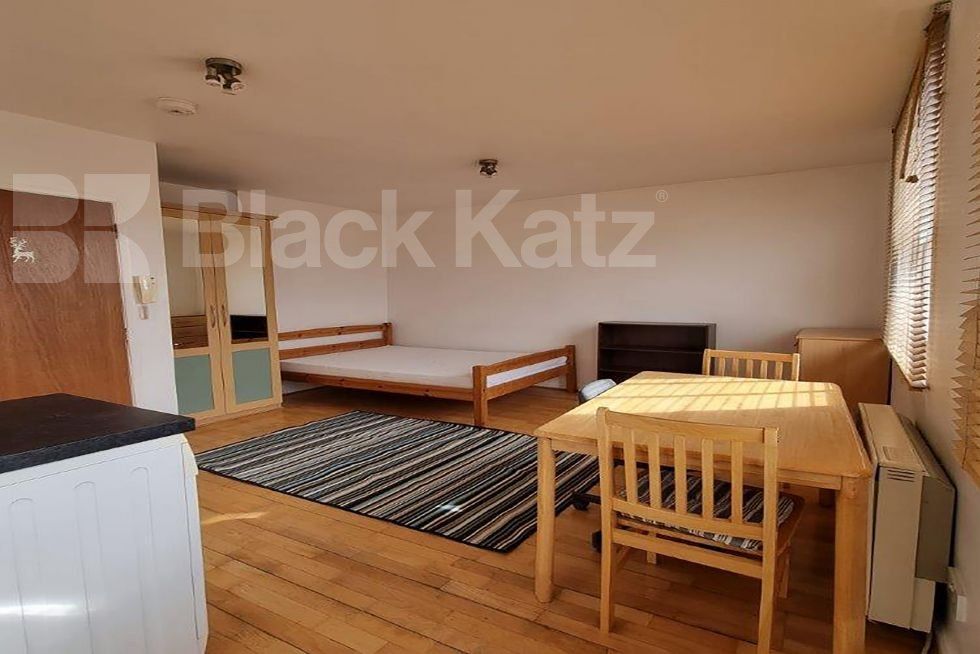 Property photo 3 of 3