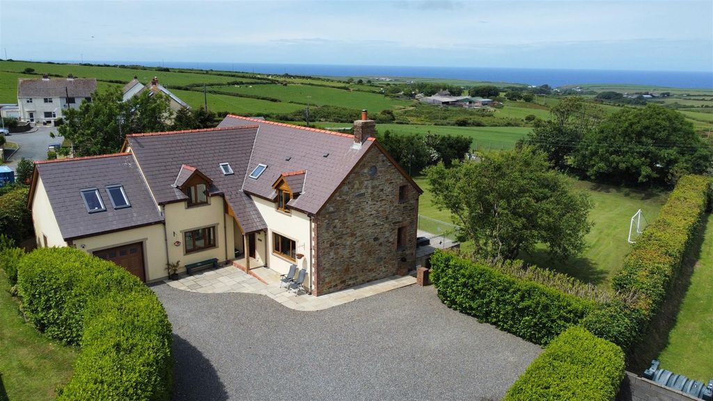 Property photo 3 of 42 Ty Seren Croesgoch, Haverfordwest, Pembrokeshire,
