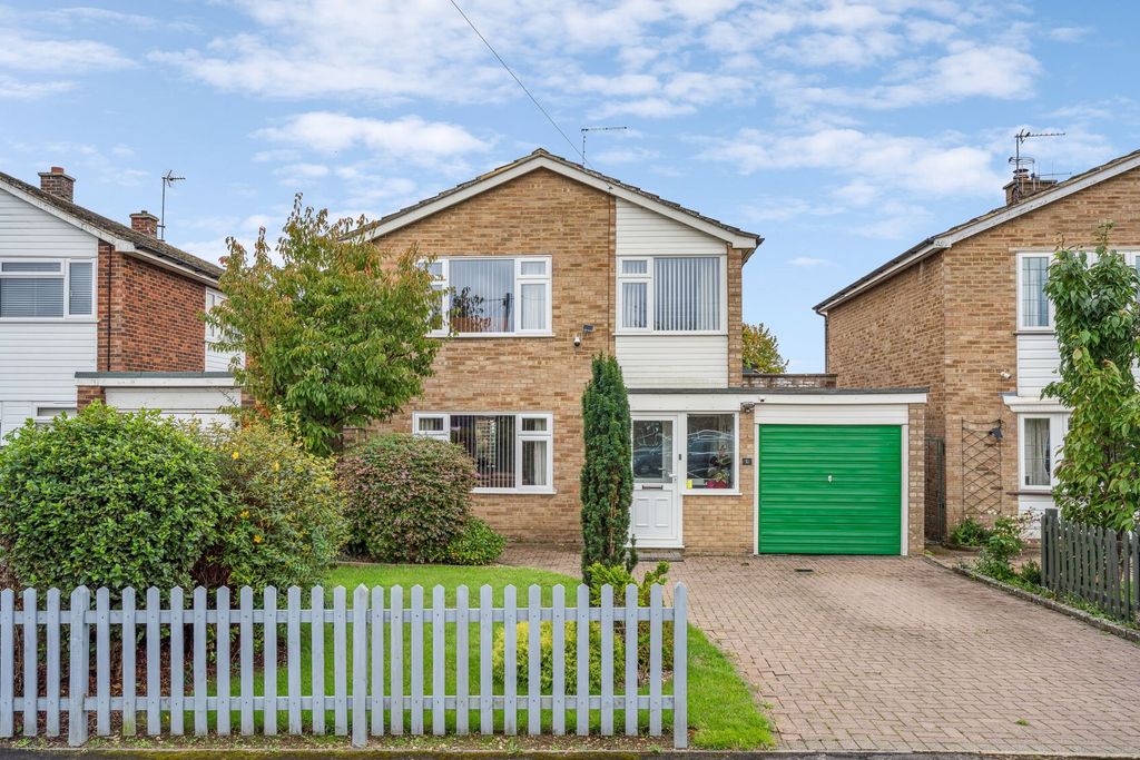 Property photo 1 of 13