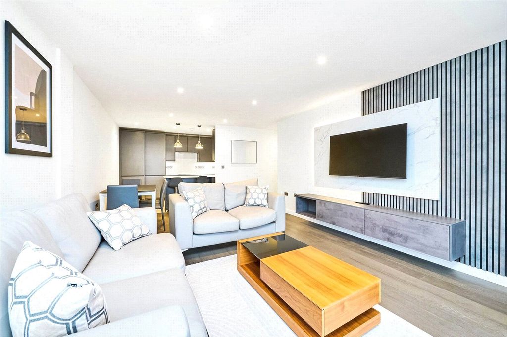 Property photo 1 of 9 Picture No. 13