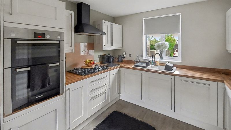 Property photo 2 of 9 Photo 28