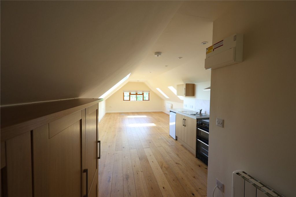 Property photo 2 of 12 Picture No. 01