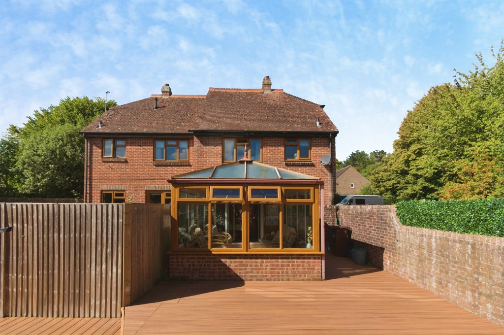 Property photo 2 of 18