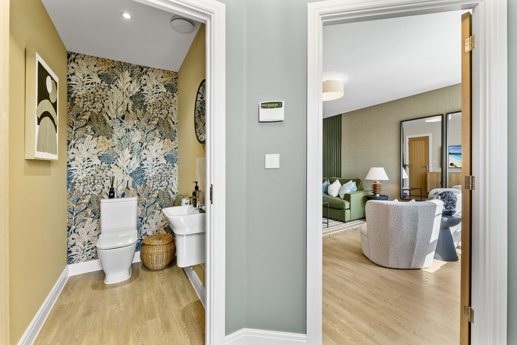 Property photo 3 of 56 4345724