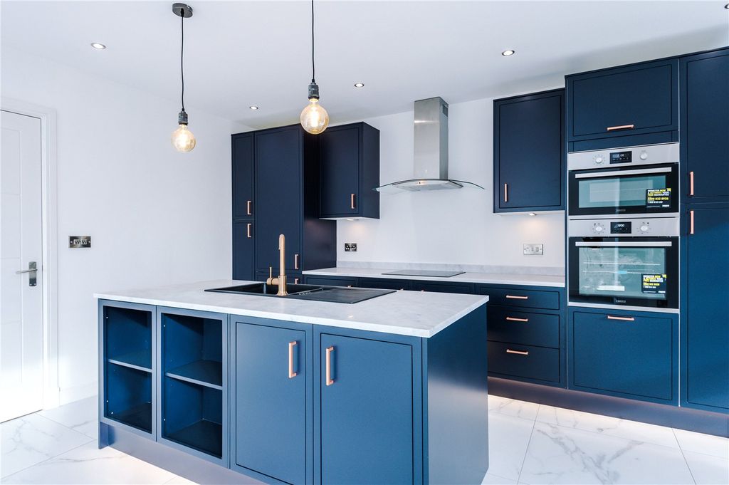 Property photo 3 of 14 Picture No. 04