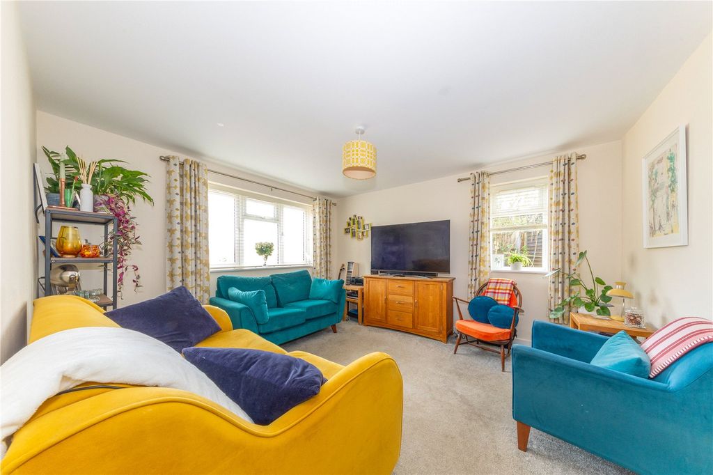 Property photo 3 of 26 Picture No. 11