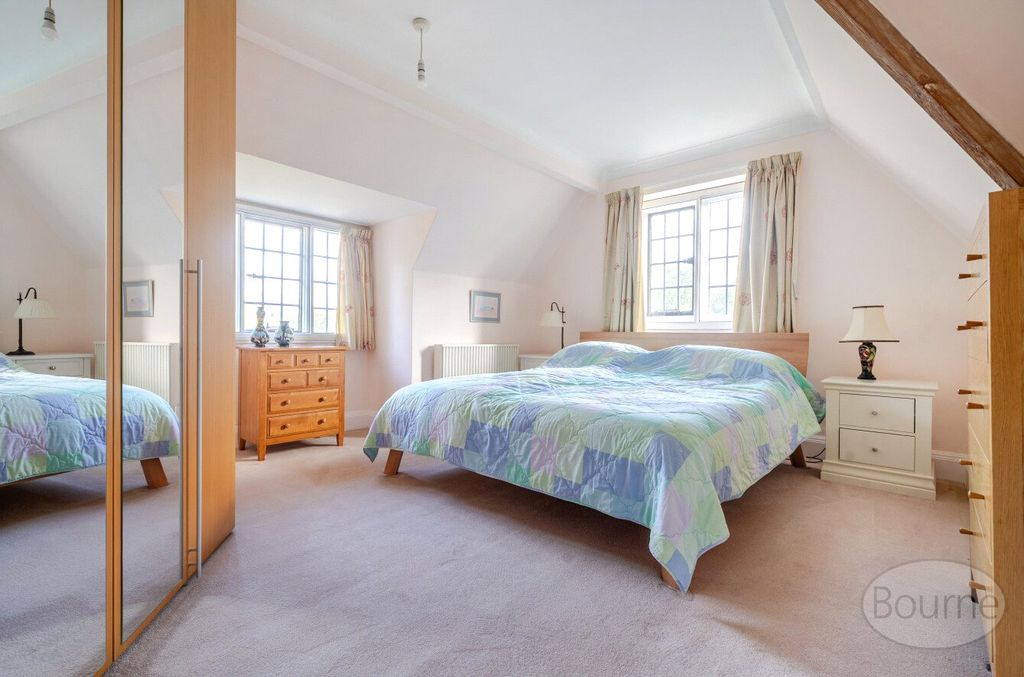 Additional image 5 of 3 bed flat for saleHawkley, Liss, Hampshire GU33