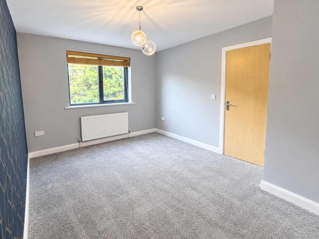 Property photo 3 of 21 Gallery