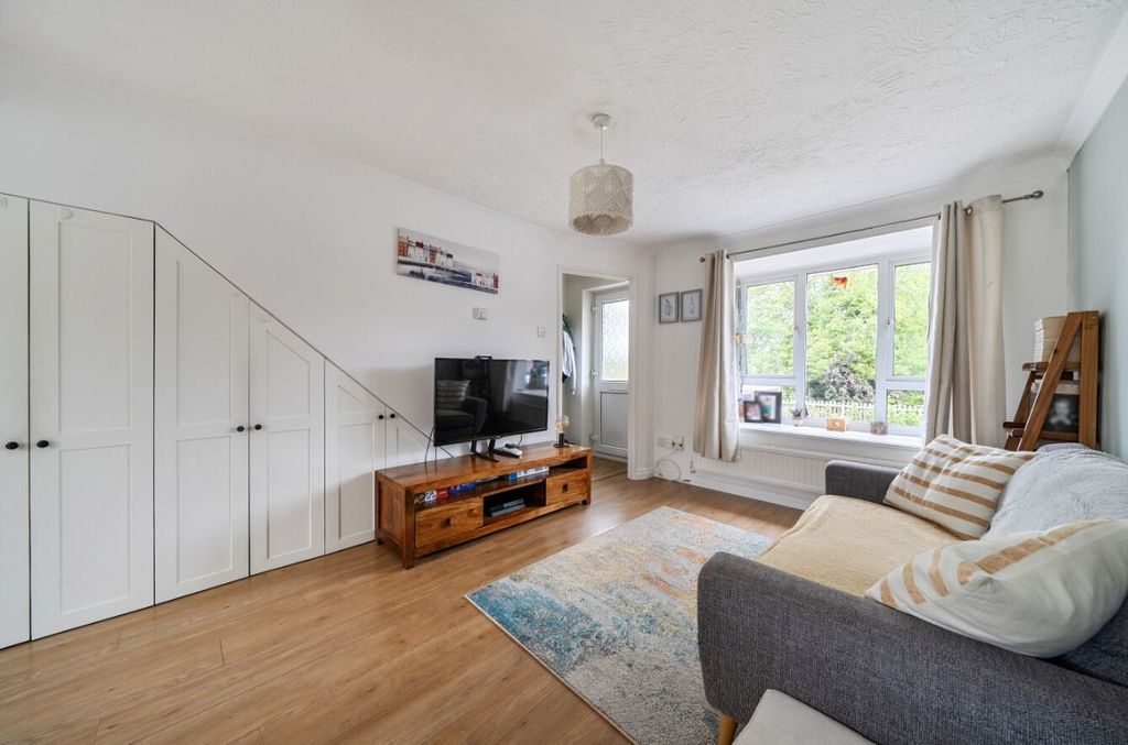 Property photo 3 of 19