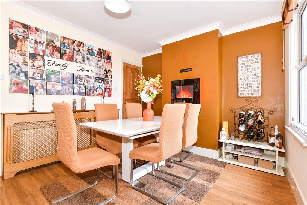 Property photo 2 of 12 Dining Room