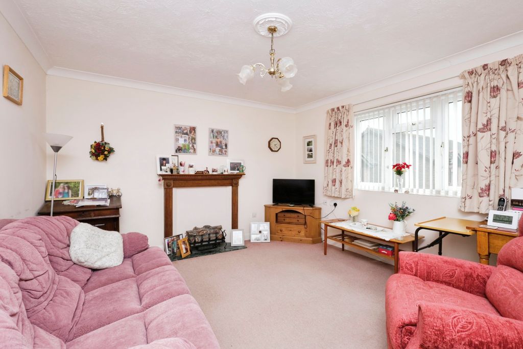 Property photo 2 of 13 Photography