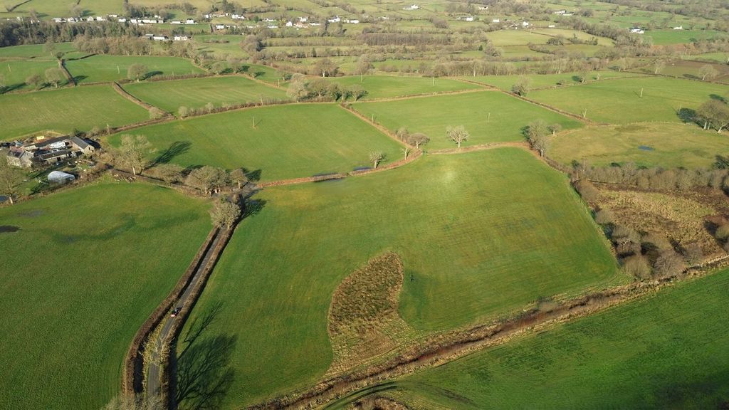 Property photo 2 of 10