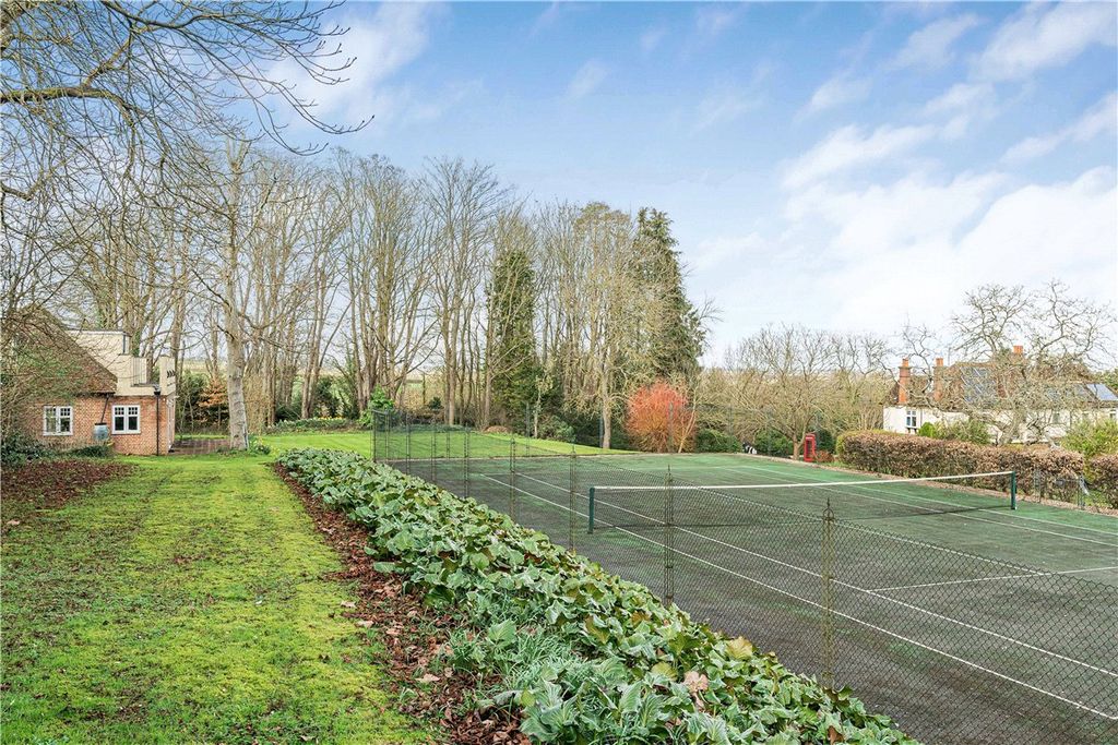 Property photo 3 of 35 Tennis Court