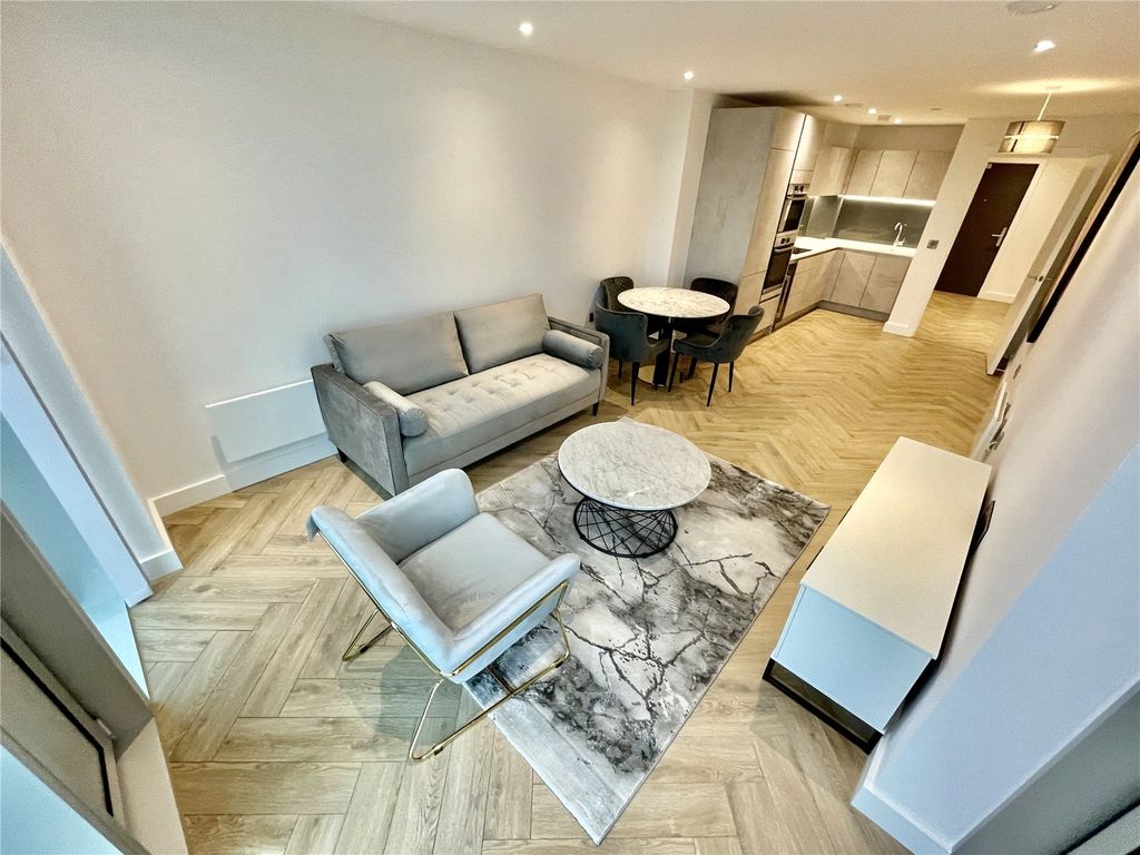 Property photo 1 of 19 Living Room