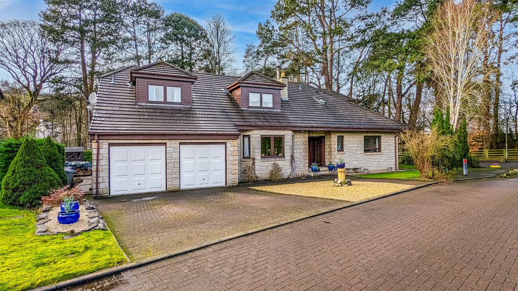 Property photo 3 of 42