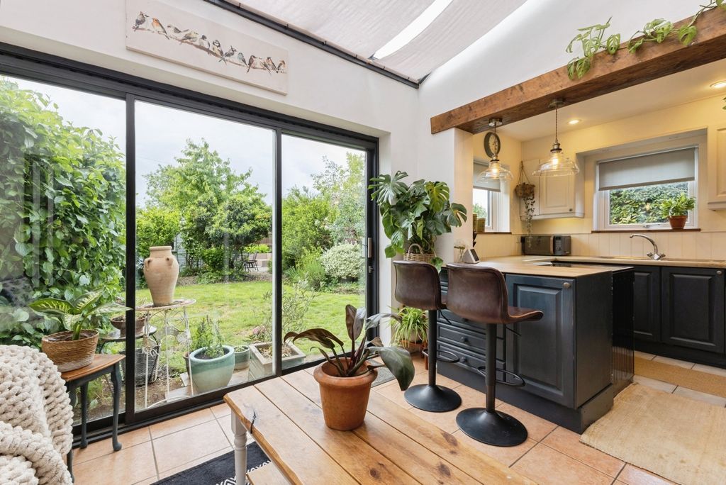 Property photo 2 of 19 Pbox-Img.Jpg