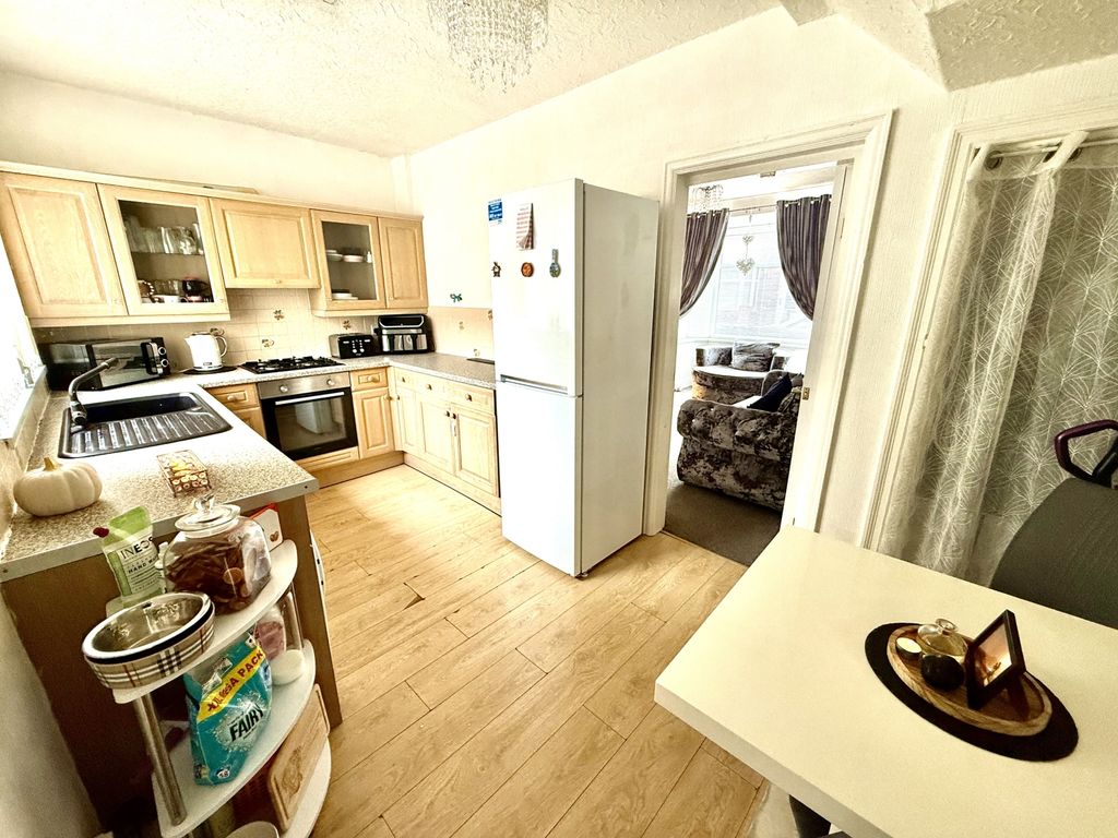 Property photo 2 of 6 Img_0623