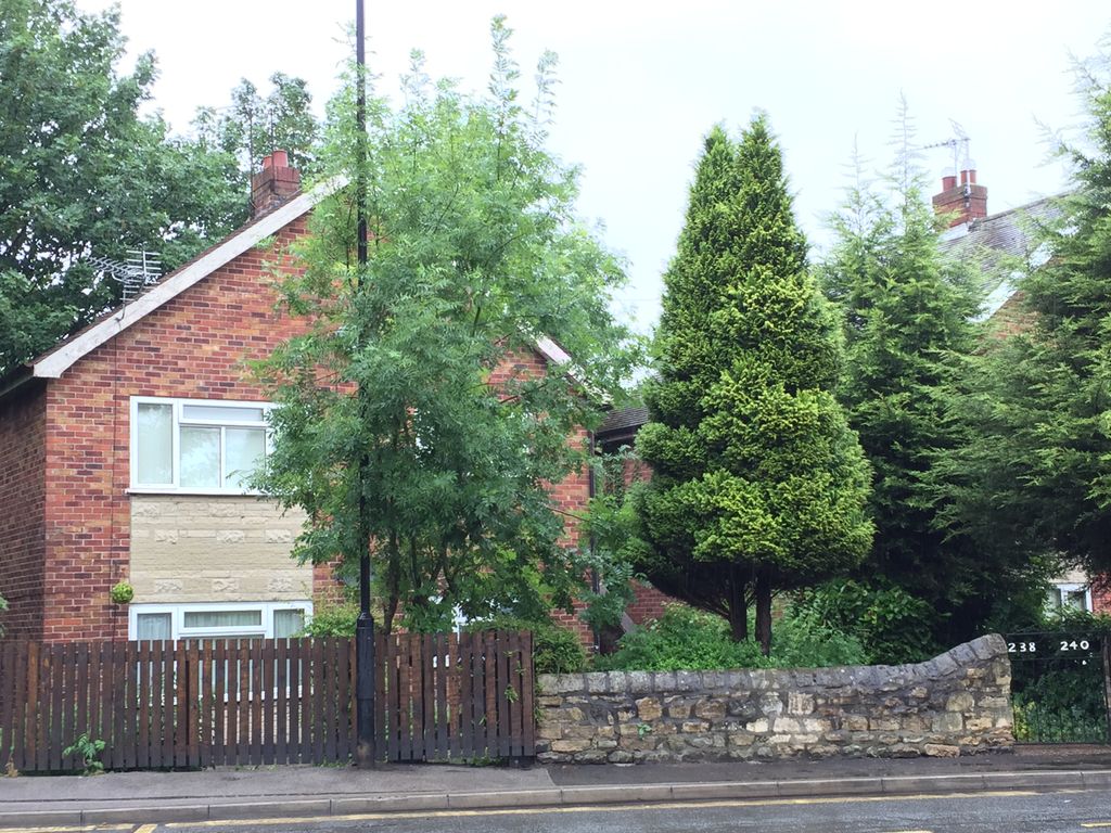 Property photo 1 of 8 Front