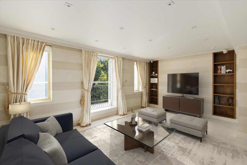 Property photo 2 of 21 Image