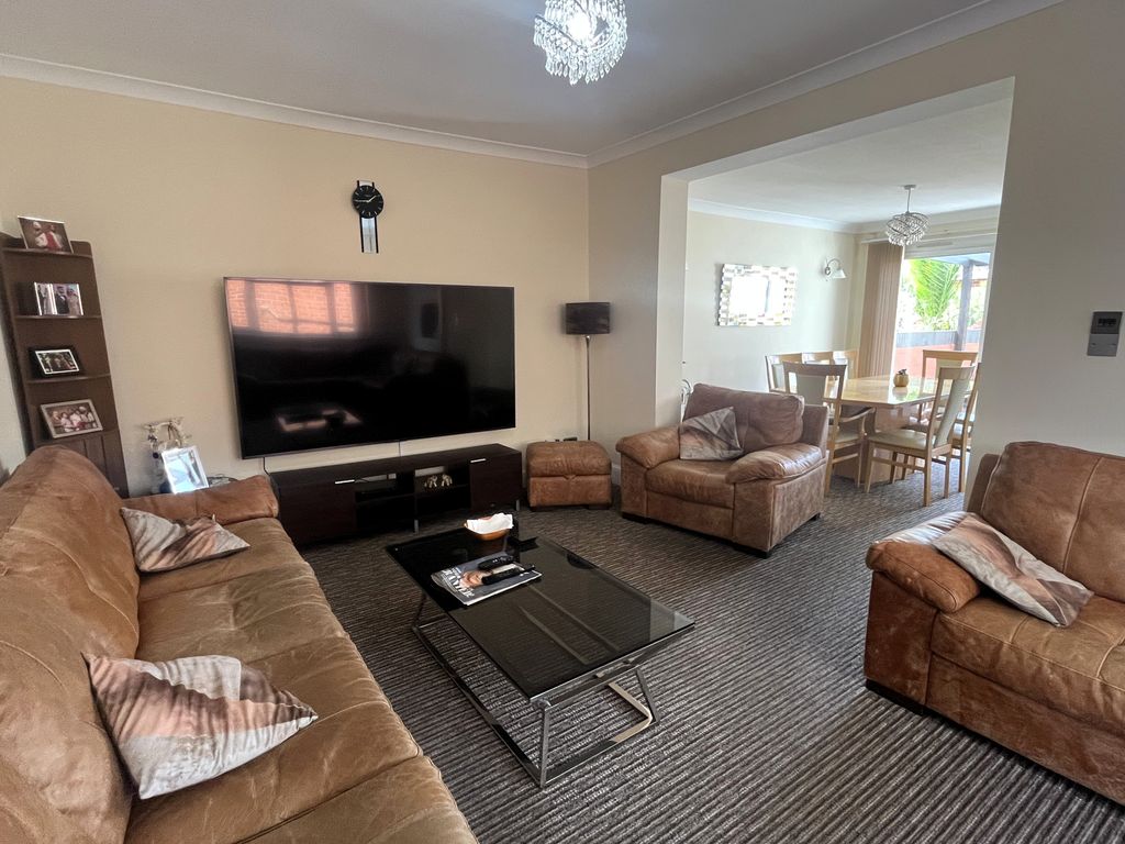 Property photo 3 of 22 Img_5483