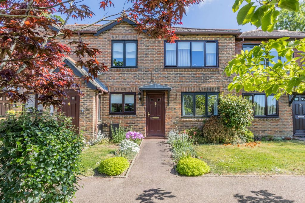 Property photo 1 of 11