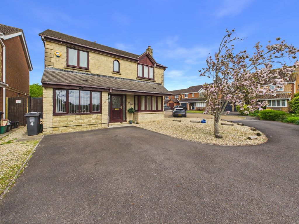 Property photo 1 of 31