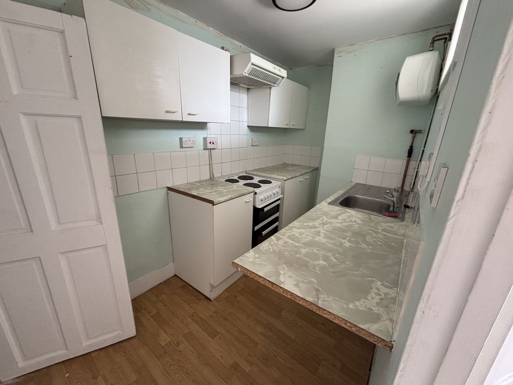 Property photo 3 of 5 Photo 2