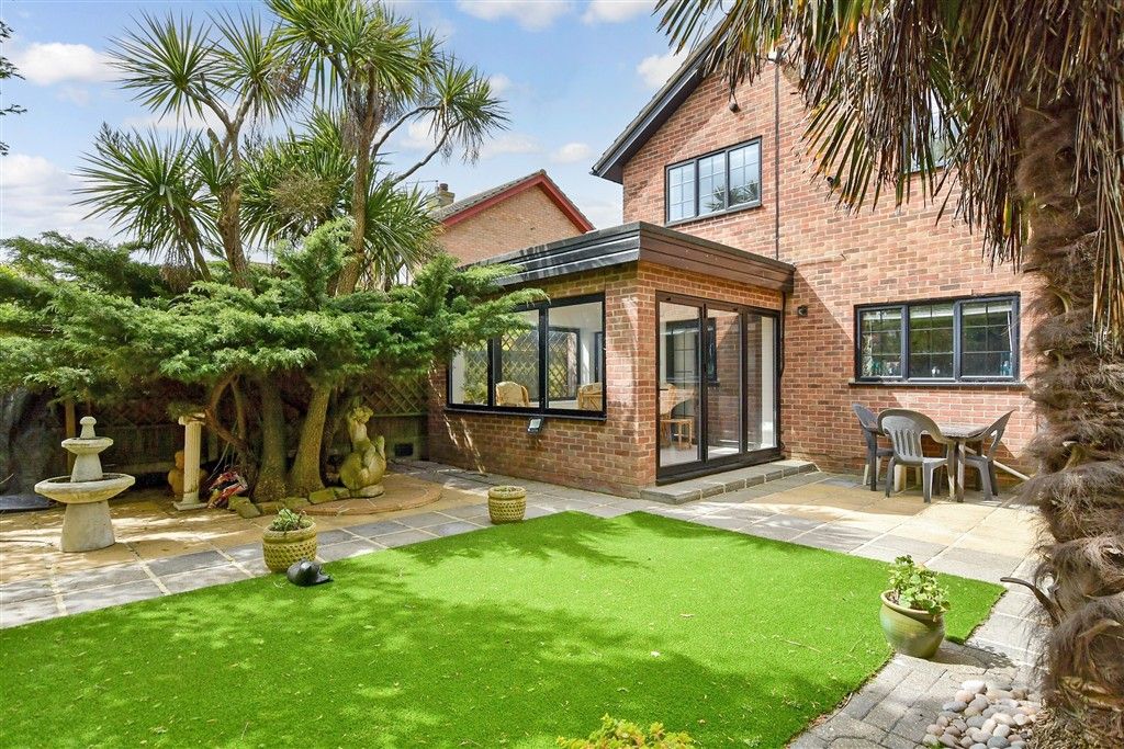 Property photo 2 of 22 Rear Garden