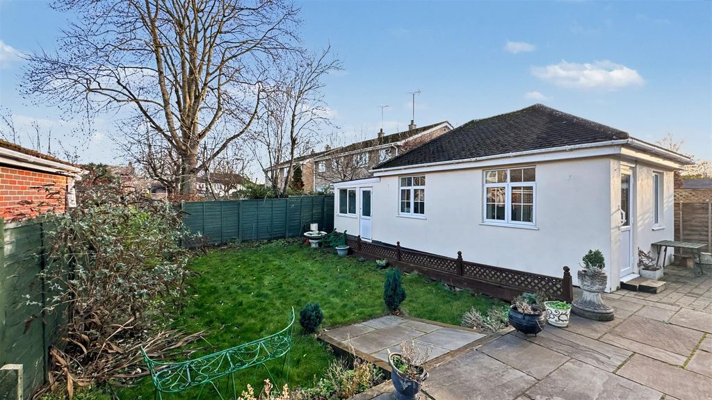 Property photo 2 of 12 Rear