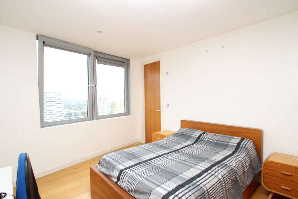 Property photo 2 of 11