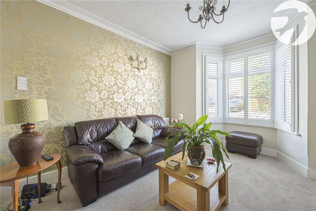 Property photo 2 of 25 Robinson Jackson