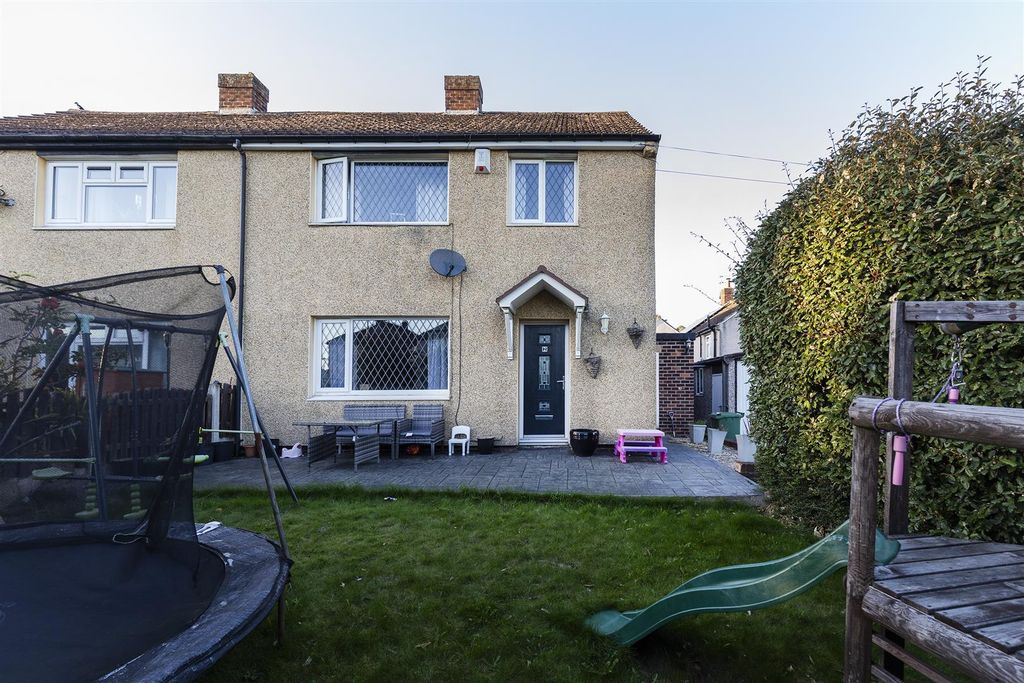 Property photo 1 of 36