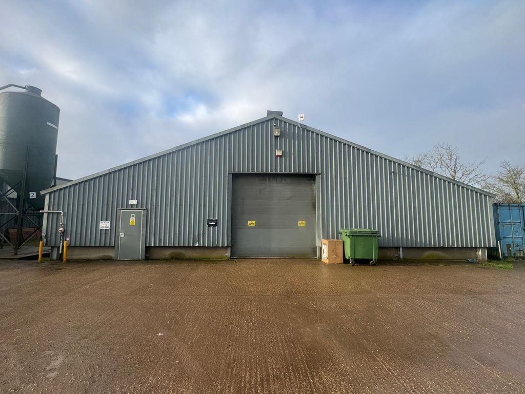 Property photo 3 of 5