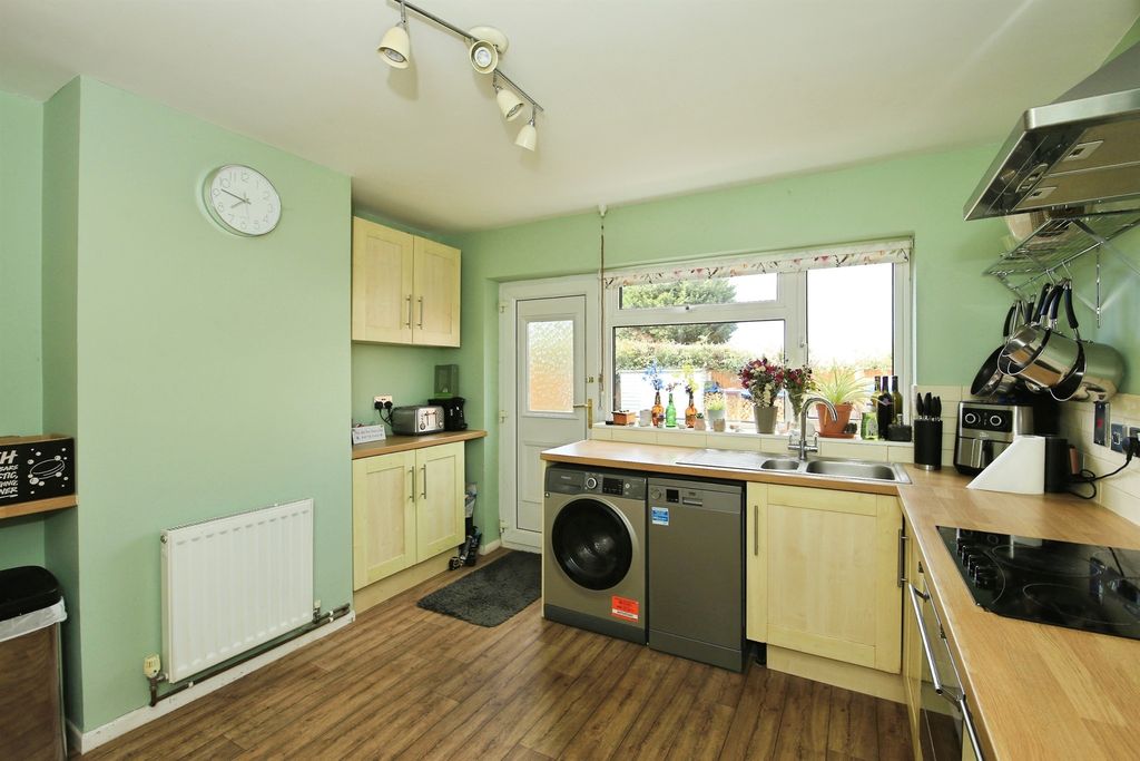 Property photo 3 of 15