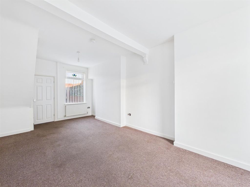 Property photo 2 of 16 Cam03844G0-Pr0371-Still002.Jpg