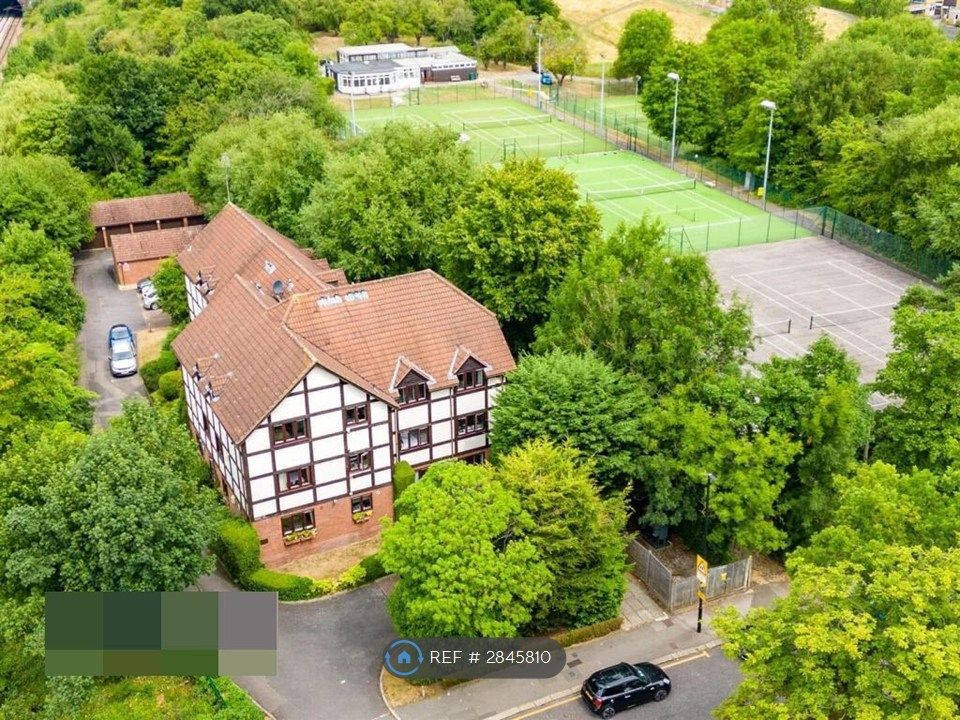 Property photo 3 of 12