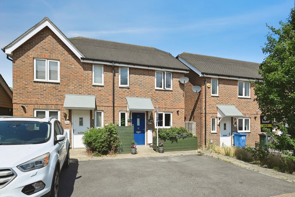 Property photo 1 of 11 Pbox-Img.Jpg