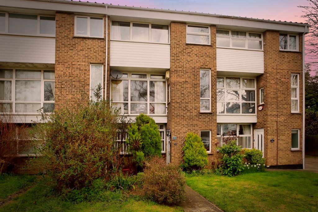 Property photo 2 of 11