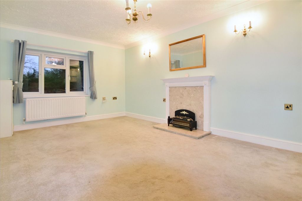 Property photo 3 of 23 Picture No. 06