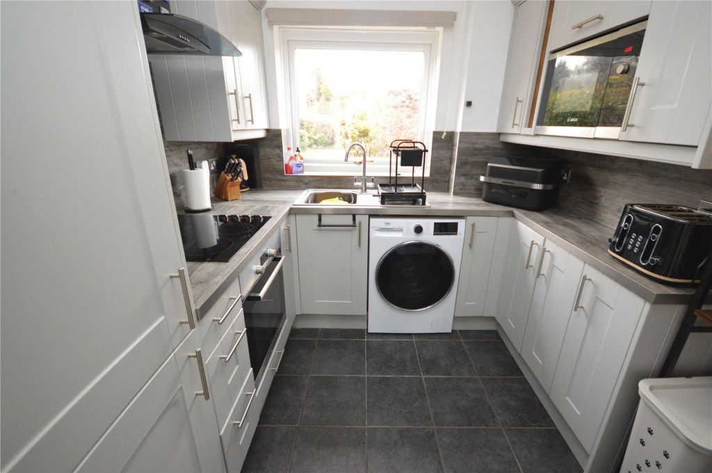 Property photo 3 of 11 Picture No. 05