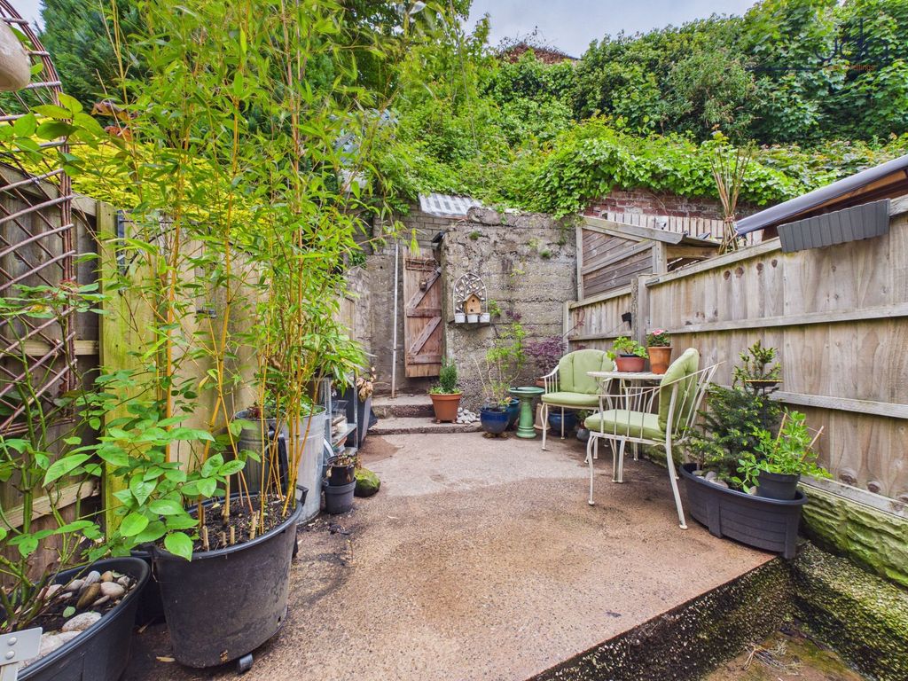 Property photo 2 of 13 Garden