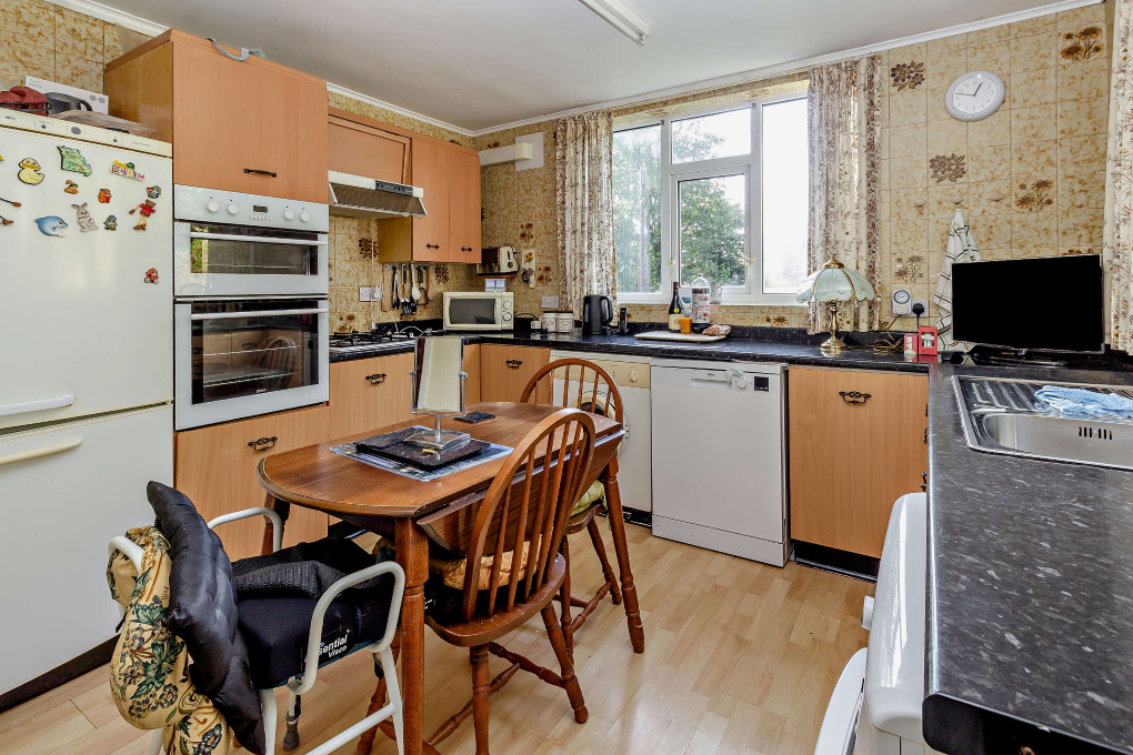 Property photo 3 of 8