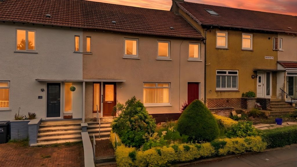 Property photo 2 of 28 002