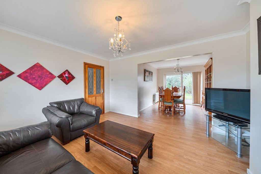 Property photo 2 of 18 1477469-2-6A2A84d...